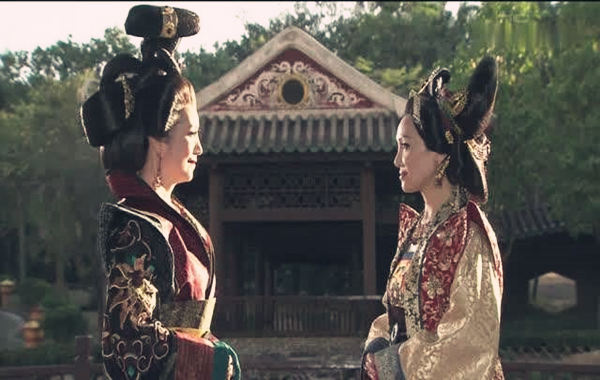 母凭子贵的八字